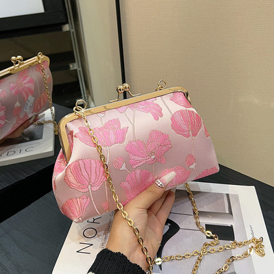NEW CLIP CHAIN BAG CHINESE STYLE SHELL BAG NATIONAL STYLE FLOWER SHOULDER BAG thời trang Bữa tối