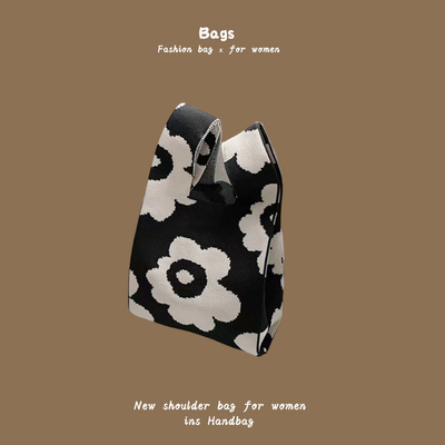 THE NEW INTERNET CELEBRITY HANDBAG Knitting HAND Knitting Wool Bucket BAG HAND Casual Tote LUNCH BAG (tạm dịch: