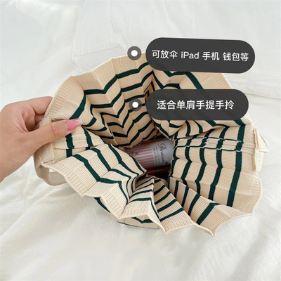 New pleated văn học túi vai đan xen túi nữ mùa đông đan túi thời trang xuyên biên giới túi phụ nữ