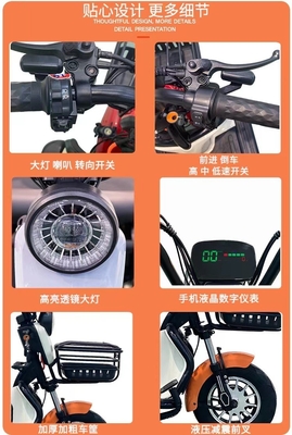 Chiếc xe đạp điện nhỏ mới mang đứa con của nó về nhà để đón trẻ em