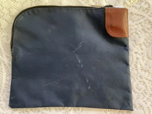 VINTAGE BANK OF AMERICA MONEY BAG LOCK BAG ID BAG BILL BILL BAG COIN BAG BANK LOCK BAG (Bạn có thể tham khảo thông tin của tôi)