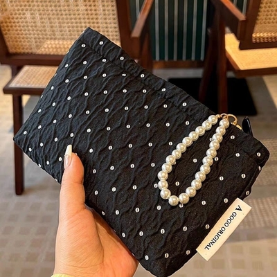 Polka DOT ĐEN ĐUỐT VÀO VÀO VÀO VÀO VÀO VÀO VÀO VÀO VÀO VÀO VÀO