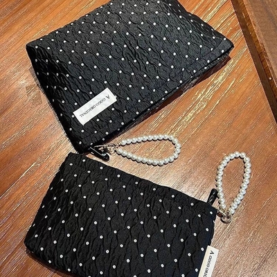 Polka DOT ĐEN ĐUỐT VÀO VÀO VÀO VÀO VÀO VÀO VÀO VÀO VÀO VÀO VÀO