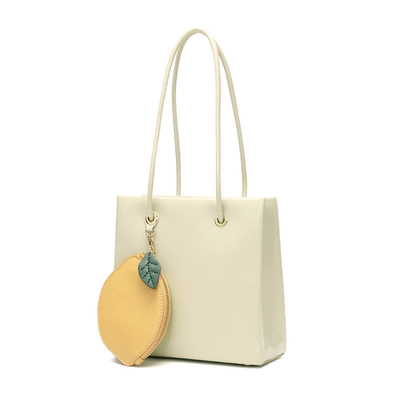 2024 THE NEW FASHION ONE-SHOULDER WOMEN'S BAG ALL THE ARMIPIT SMALL SQUARE BAG NICHE DESIGN SENSE RETRO CROSSBODY BAG WOMEN Những chiếc túi xách phụ nữ có một vai