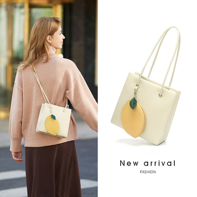 2024 THE NEW FASHION ONE-SHOULDER WOMEN'S BAG ALL THE ARMIPIT SMALL SQUARE BAG NICHE DESIGN SENSE RETRO CROSSBODY BAG WOMEN Những chiếc túi xách phụ nữ có một vai