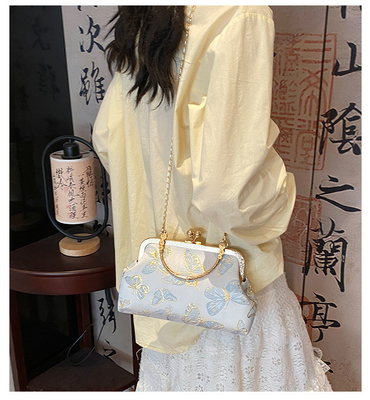 NEW CHINESE STYLE CHEONGSAM DINNER BAG FOR WOMEN 2024 PRINCE/SUMMER NEW HANDBAG SENIOR CHAIN CROSSBODY BAG Những chiếc túi xách mới dành cho phụ nữ