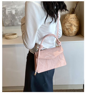 HANDBAG cao cấp Đàn bà TREND NEW FASHION NICHE DESIGN HAND BILL OF LOADING SHOULDER BAG Tất cả các kết cấu