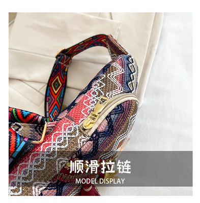 NEW CHINESE FASHION SINGLE SHOULDER CROSSBODY BAG NET Đỏ đơn giản phong cách dân tộc túi nhỏ kết cấu túi ngực túi nữ