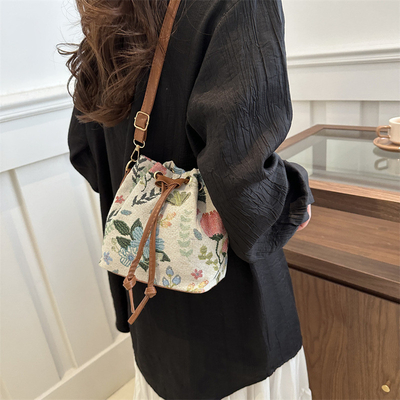 NEW CHINESE NATIONAL WIND ARMIPIT BUCKET BAG SIMPLE FASHION TREND SUMMER NEW LINEN STYLE HIGH-GRADE SENSE SINGLE SHOULDER (Tạm dịch: Một vai duy nhất)