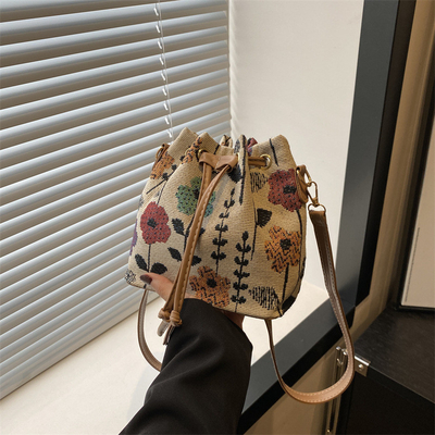 NEW CHINESE NATIONAL WIND ARMIPIT BUCKET BAG SIMPLE FASHION TREND SUMMER NEW LINEN STYLE HIGH-GRADE SENSE SINGLE SHOULDER (Tạm dịch: Một vai duy nhất)