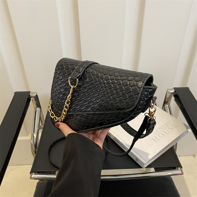High Sense Fashion Saddle phổ biến mùa xuân / mùa hè đan túi nhỏ đơn giản tất cả trong một túi crossbody