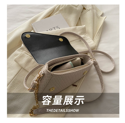 High Sense Fashion Saddle phổ biến mùa xuân / mùa hè đan túi nhỏ đơn giản tất cả trong một túi crossbody