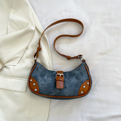 FRAENCH FASHION Casual underarms bag women 2024 NEW TEXTURE BAGUETTE BAG Đơn giản màu sắc patchwork vai túi TIDE