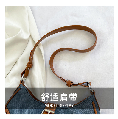 FRAENCH FASHION Casual underarms bag women 2024 NEW TEXTURE BAGUETTE BAG Đơn giản màu sắc patchwork vai túi TIDE