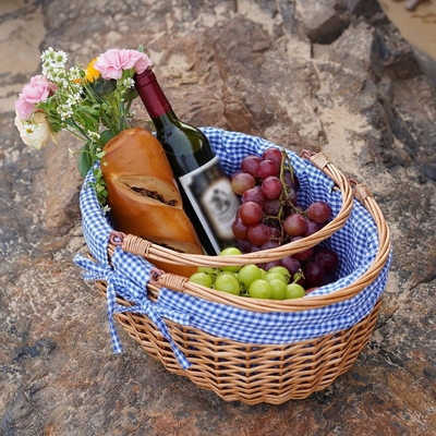 G GOOD GAIN Wicker Picnic Basket with Double Folding Handles, Willow Picnic Hamper, Natural Hand Woven Easter Basket,