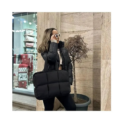 Túi quilted puffy thời trang cho phụ nữ Tùy chỉnh túi của bạn với dịch vụ OEM và ODM