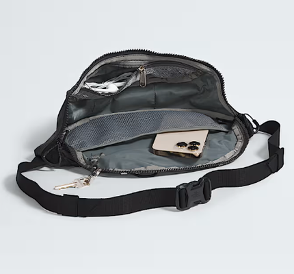 Terra Lumbar 3L Hip Pack được thiết kế để phù hợp với một cơ thể đang chuyển động.