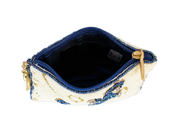 Hooked Up Coin Purse Eye catching butterfly coin bag with bold beadwork floral patterns chơi đùa và khóa khóa hoàn hảo cho những thứ thiết yếu nhỏ